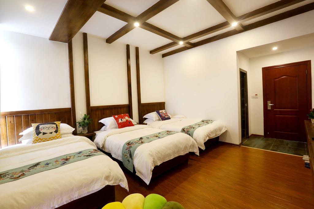 Bugu Hostel Wulingyuan Buitenkant foto